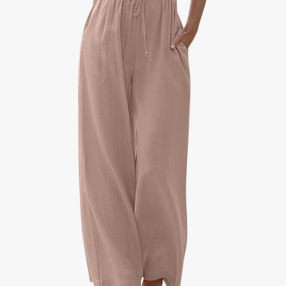 Chic Pink Jumpsuit with Elegant Design - Picture 1 of 4